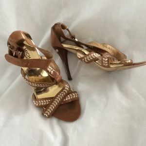 Michael Kors Caramel & Gold Trim Sandals Sz 6.5M